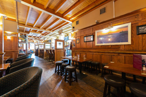 mcloughlins bar dun laoghaire